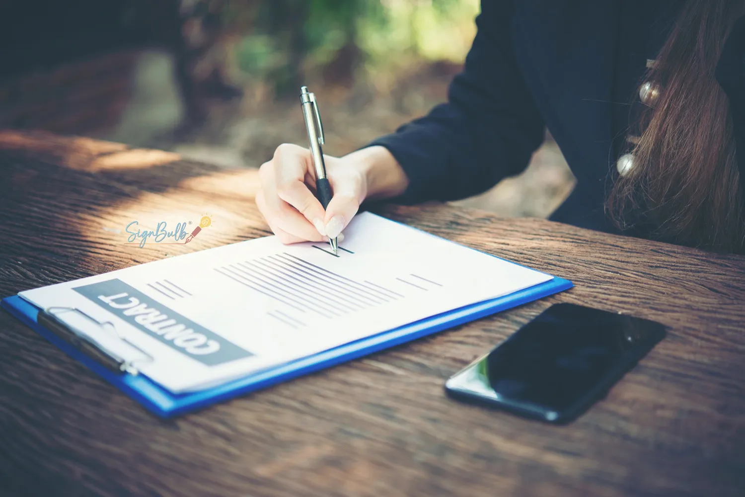 Sign documents online free with an e signature online solution as a secure alternative to traditional paper contracts.